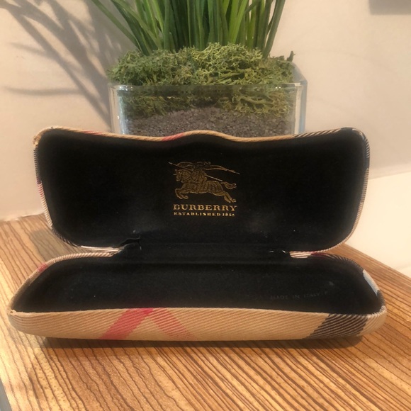 Burberry Accessories - Burberry vintage glasses case